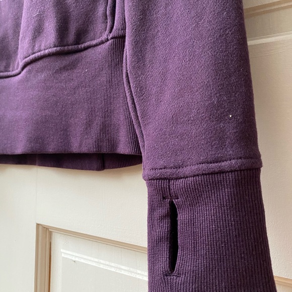 Lululemon sweatshirt with velvet detail - Picture 4 of 8